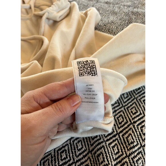 TRUE RELIGION Cream VELOUR, Long Sleeve,  Women's Cropped Hoodie Size XL - Picture 7 of 10